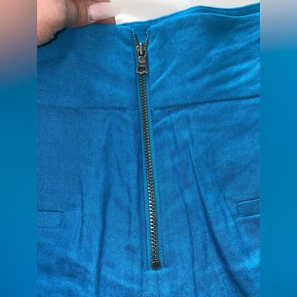 Alice & Olivia NWT Donald High Waisted Shorts in Ocean Blue Size 12 - Picture 9 of 13